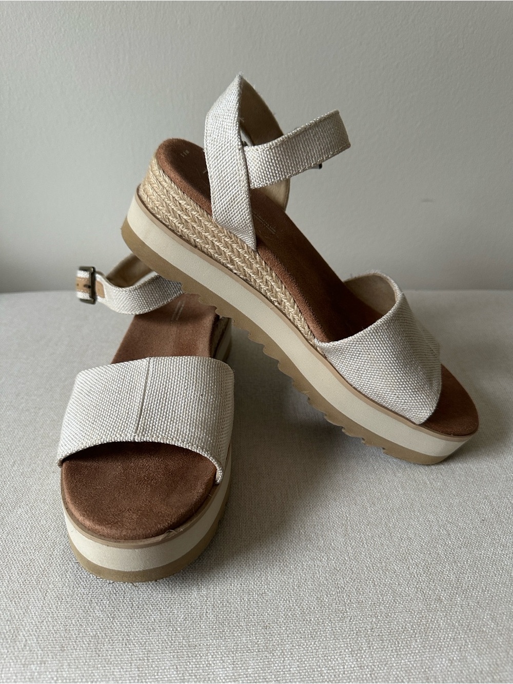Toms Cream Canvas Platform Sandals